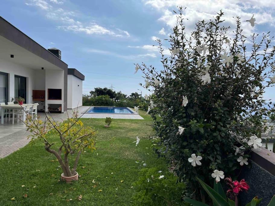Moradia Com Piscina No Canico Buitenkant foto